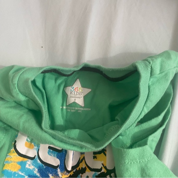 Boys Graphic Tees Bundle - Picture 3 of 5